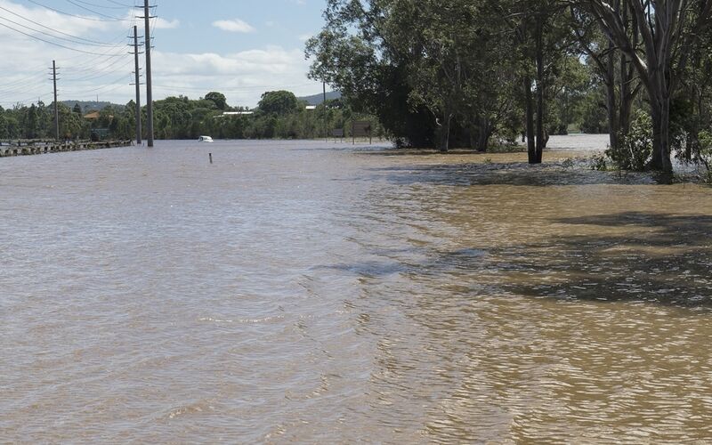 Cyclone Debbie floods local roads as the storm makes landfall 